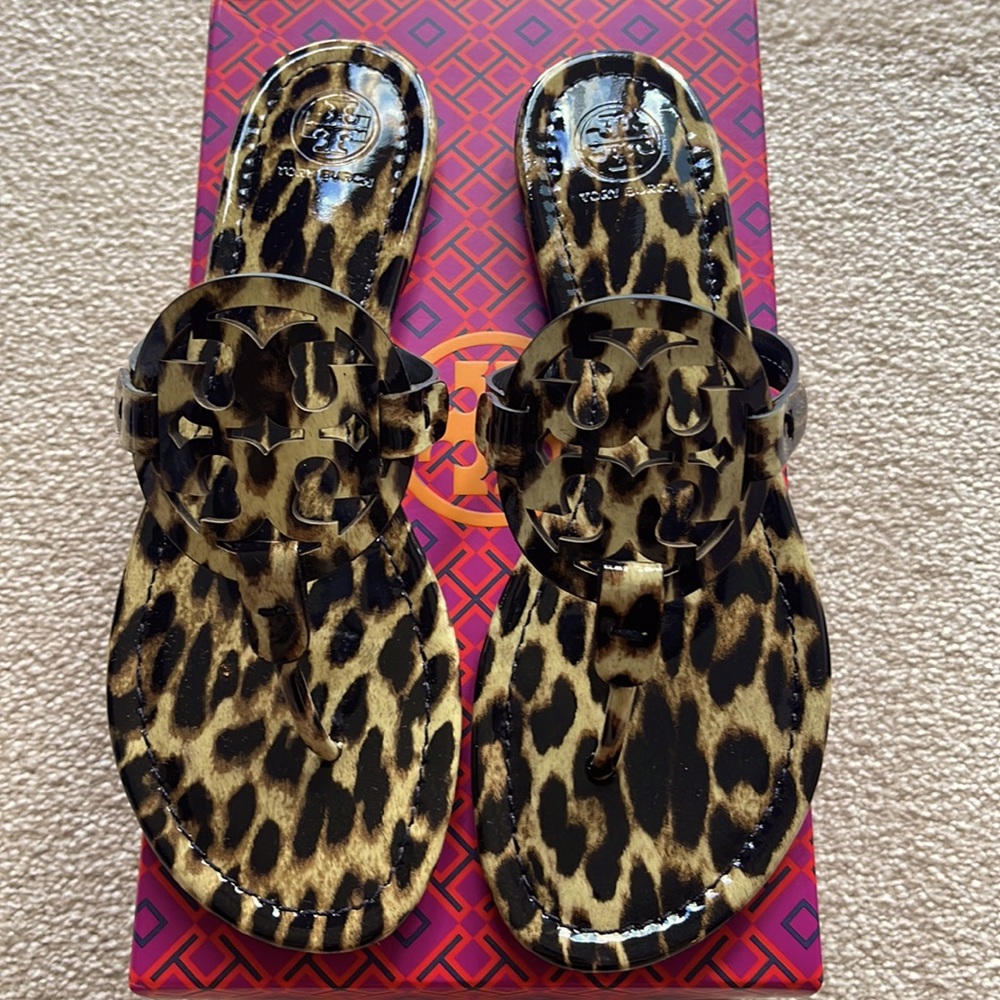 Brand New Tory Burch Leopard patent leather Miller Sandals